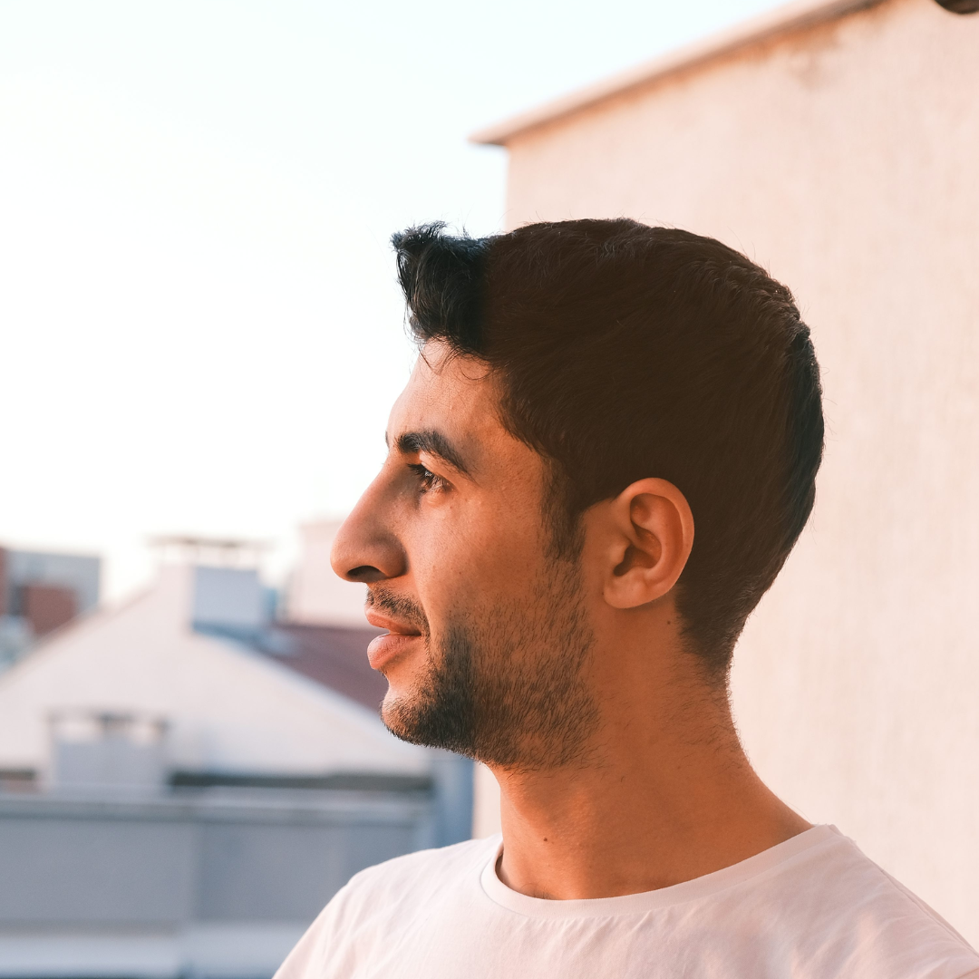 No soy mucho de decoración, pero esto le dio otro ambiente a mi espacio. Fácil de usar y muy bien terminado.